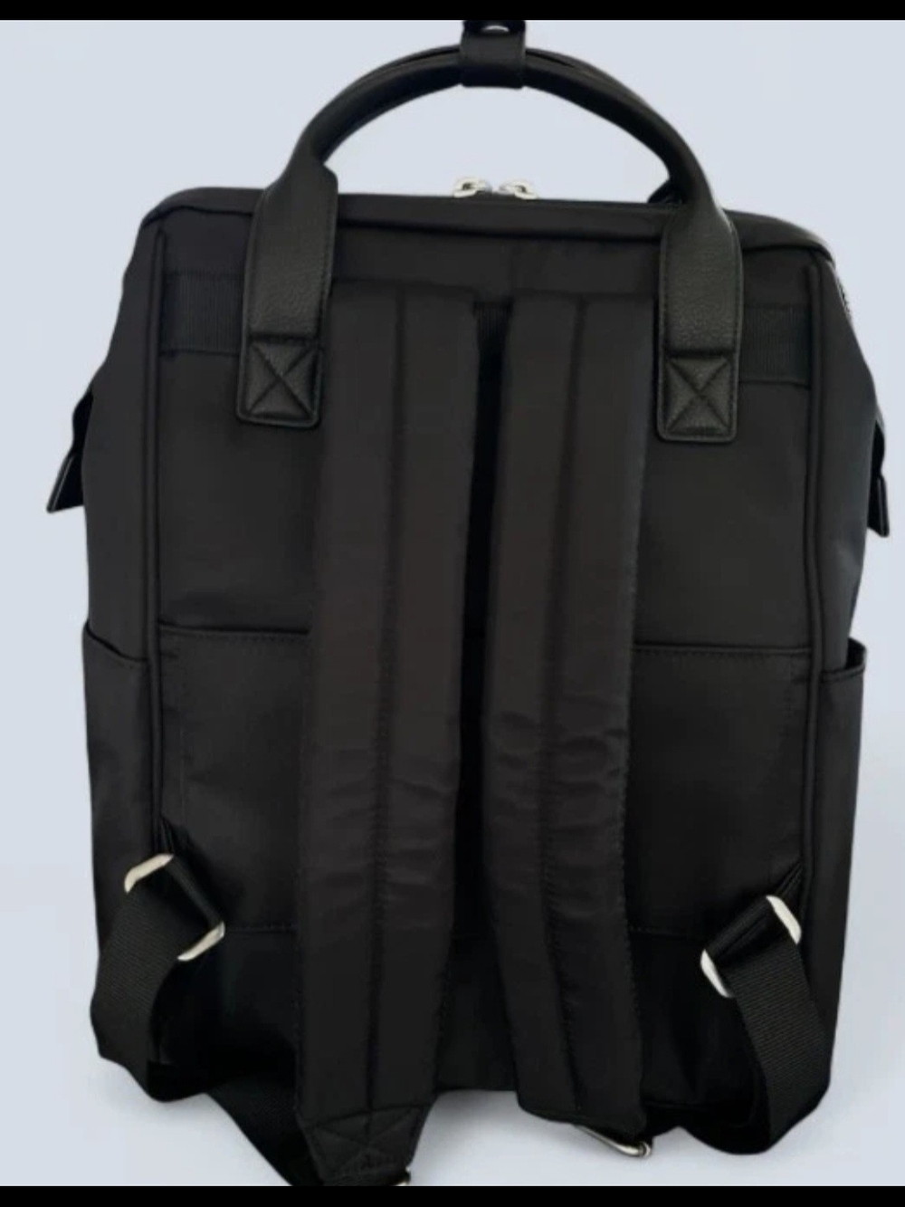 Baggallini Soho Backpack Womens Laptop Travel Bag Black Adjustable Straps - Picture 4 of 4